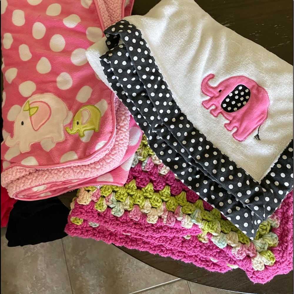 2/$15 Baby Girl Blanket Bundle (3)